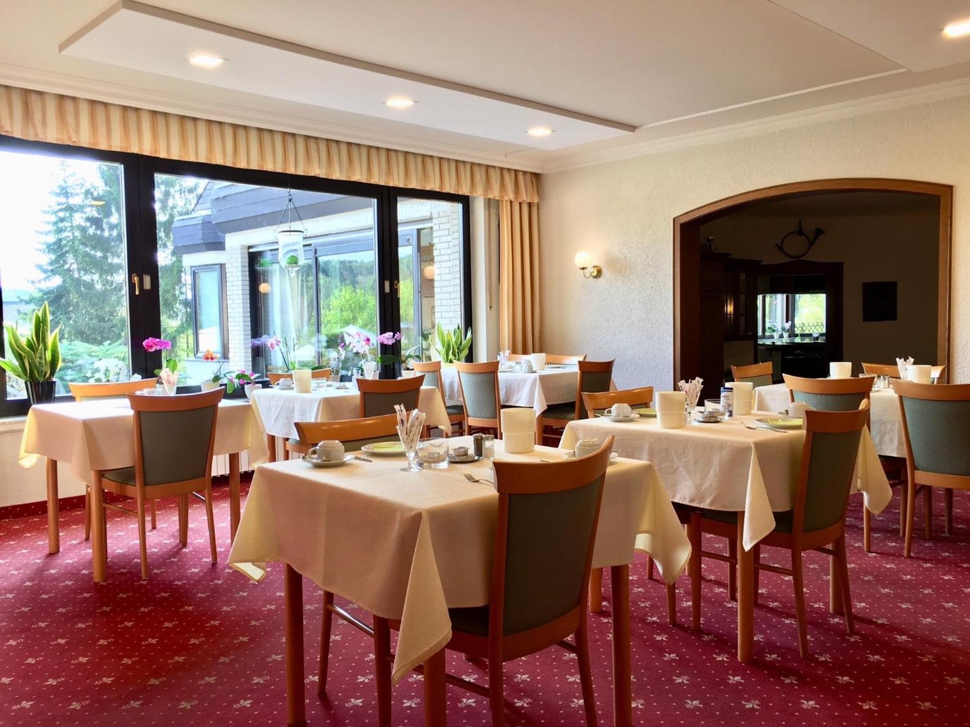Landhotel Hubertus Unterelsbach Exterior photo